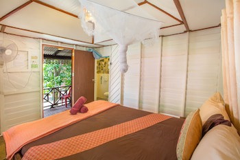 Bottle Beach 1 Resort