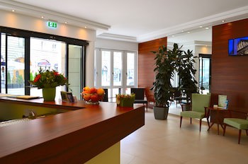 Augusten Hotel fotoğrafı
