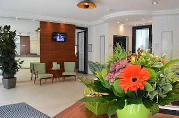 Augusten Hotel fotoğrafı