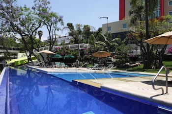 Holiday Inn Express Hotel & Suites Cuernavaca, An Ihg Hotel