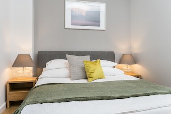 Venetian House Market Square Aparthotel