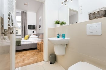 Venetian House Market Square Aparthotel