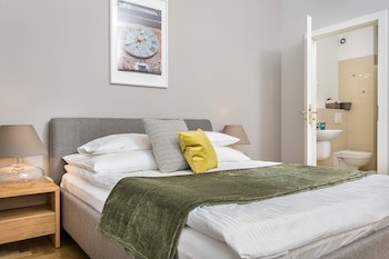 Venetian House Market Square Aparthotel