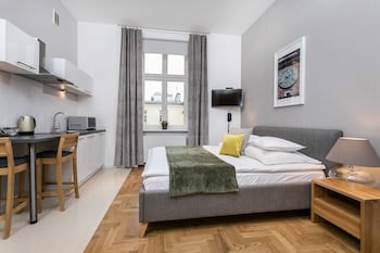 Venetian House Market Square Aparthotel