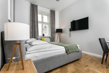 Venetian House Market Square Aparthotel