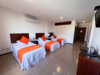 Hotel Anaconda