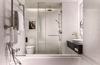 Carlton City Hotel Singapore