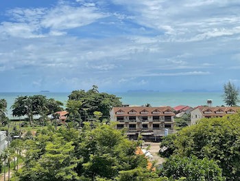 Ananda Lanta Resort