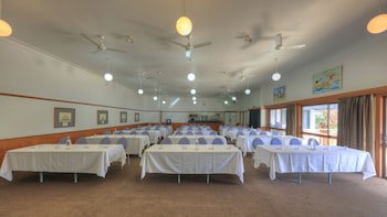 Paradise Hotel And Resort