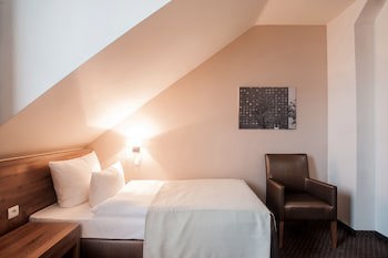Gem Hotel