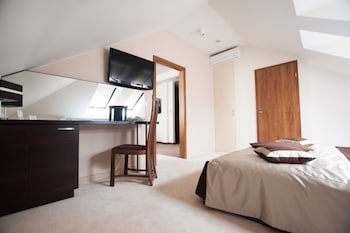 Gem Hotel