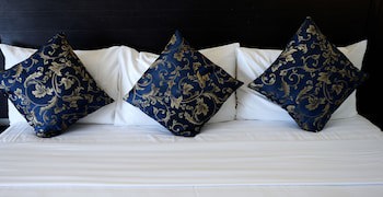 Solea Seaview Resort
