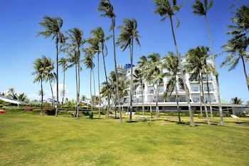 Solea Seaview Resort