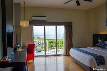Solea Seaview Resort