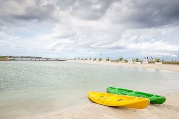 Solea Seaview Resort