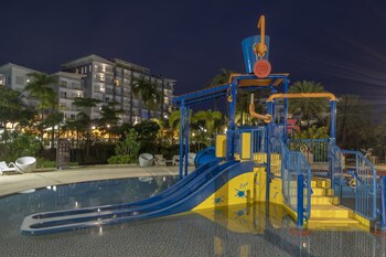 Solea Seaview Resort