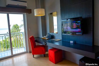 Solea Seaview Resort