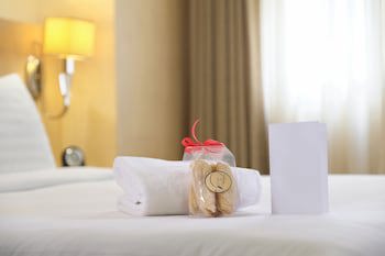 Golden Prince Hotel And Suites