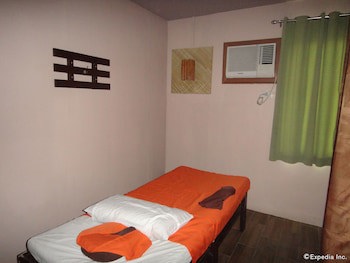 Golden Prince Hotel And Suites