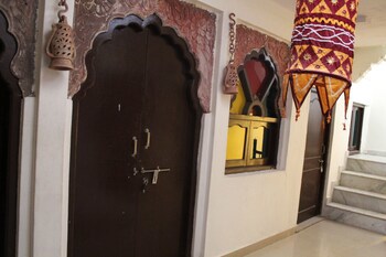 Kesar Heritage Guest House