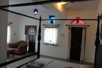 Kesar Heritage Guest House