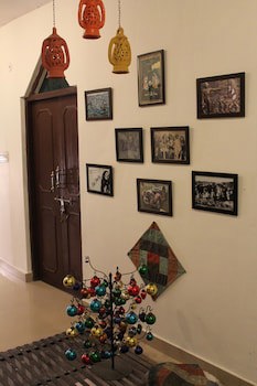 Kesar Heritage Guest House
