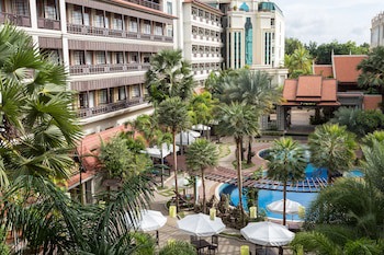 Empress Residence Resort & Spa