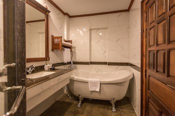 Empress Residence Resort & Spa