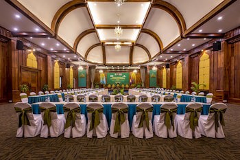 Empress Residence Resort & Spa