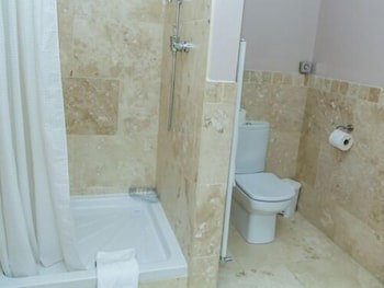 Newsham Grange Farm Bed And Breakfast
