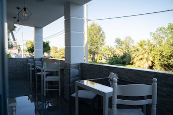 Parthenis Riviera Hotel galeri fotoğrafı