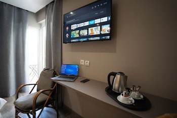 Parthenis Riviera Hotel fotoğrafı
