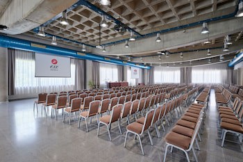Exe Campus