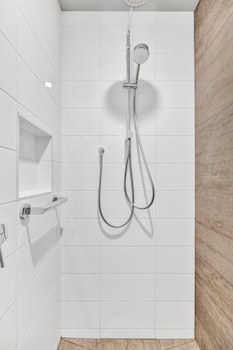 King And Queen Hotel Suites