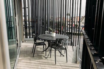 King And Queen Hotel Suites
