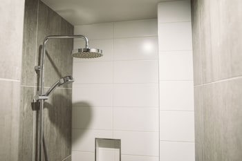 King And Queen Hotel Suites