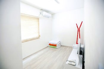 Ari House - Hostel