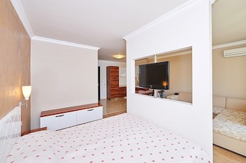 Penelope Palace