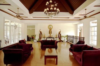 Forest Crest Nature Hotel & Resort