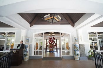 Forest Crest Nature Hotel & Resort