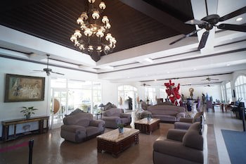 Forest Crest Nature Hotel & Resort