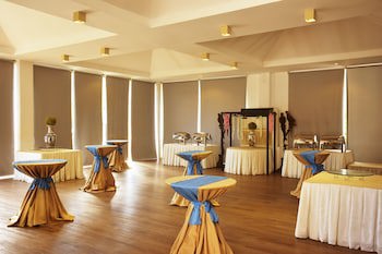 Forest Crest Nature Hotel & Resort