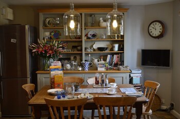 Motts Cottage