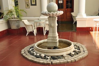 The Bulawayo Club