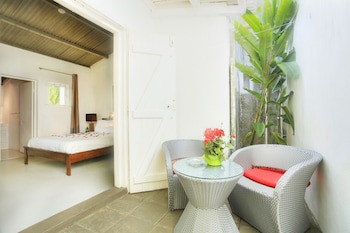 Esprit Libre Restaurant And Guest House