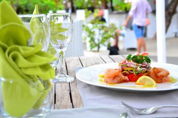 Esprit Libre Restaurant And Guest House