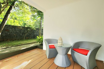 Esprit Libre Restaurant And Guest House