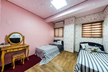 Funstay Inn Guesthouse