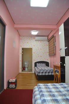 Funstay Inn Guesthouse