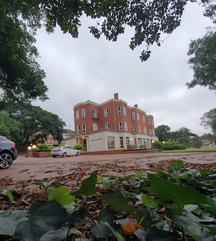 Redlands Hotel